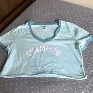 Really cute mint green Champion cropped shirt